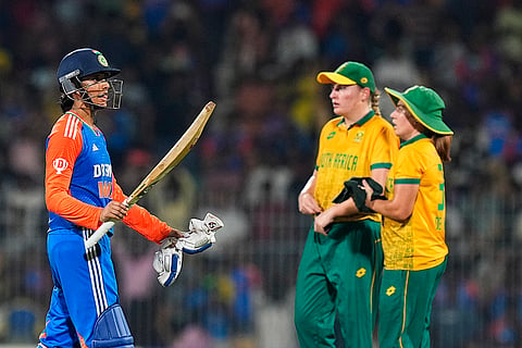 Smriti Mandhana acknowledges the crowd after winning the 3rd T20
